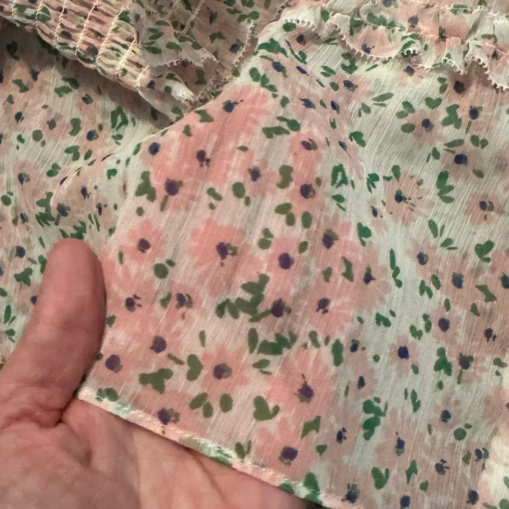 Alice + Olivia Pink and Green Floral Blouse, NWT, Size XS, High Fashion - Picture 5 of 9